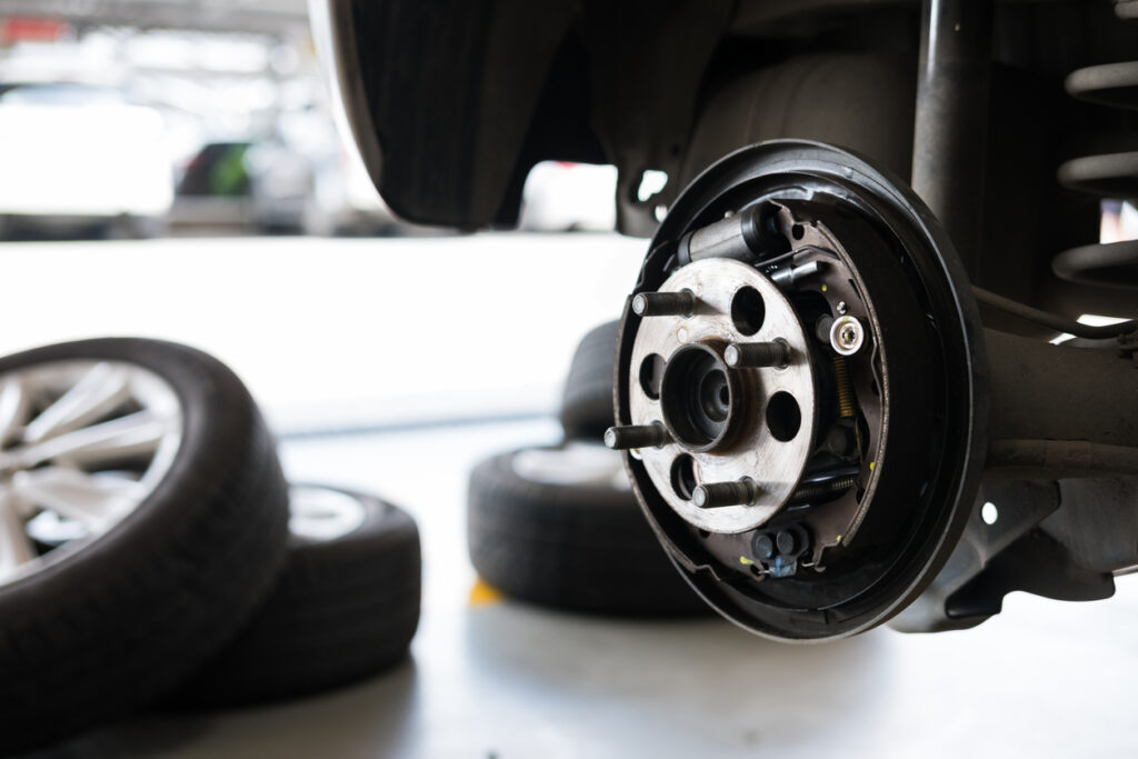 HUB AND BEARING